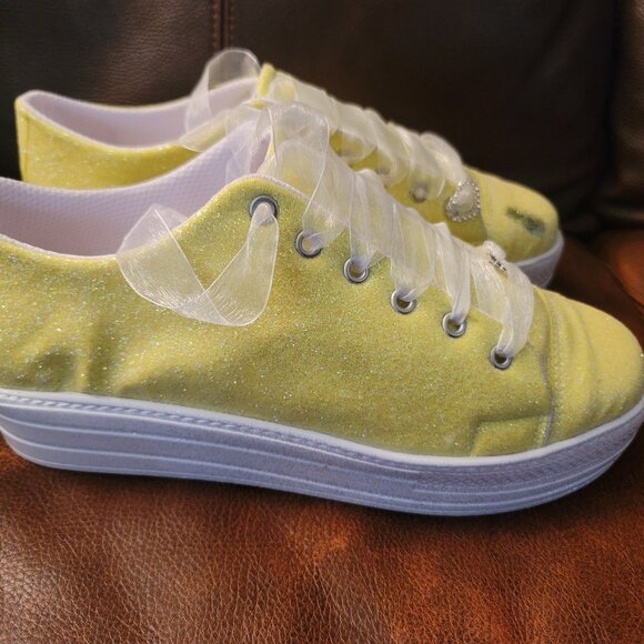 Stilo Bridal sneakers New with FLAWS US SIZE 12, UK10.5 EU 44.5 - Picture 3 of 10